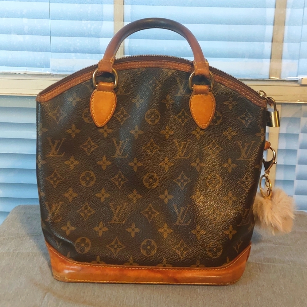 Louis Vuitton lockit bag